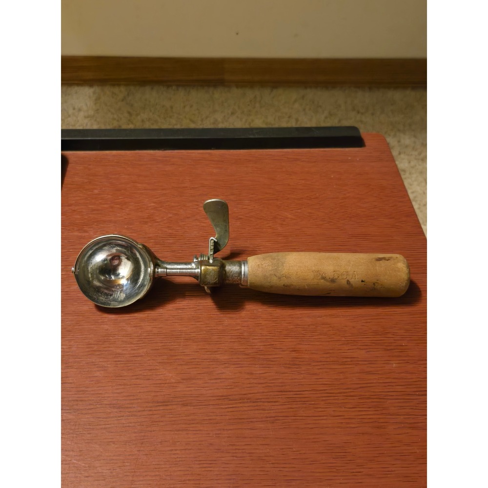Vintage Arnold Racine Wis No 30 Ice Cream Scoop Wood Handle Pat 1927 Antique